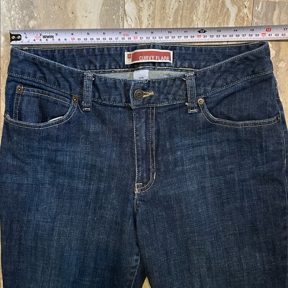 Ladies Gap Jeans Curvy Flare Dark Ink Wash. - Picture 4 of 11